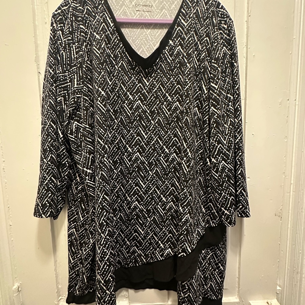 Catherines Black and White Asymmetrical Tunic with 3/4 Sleeves